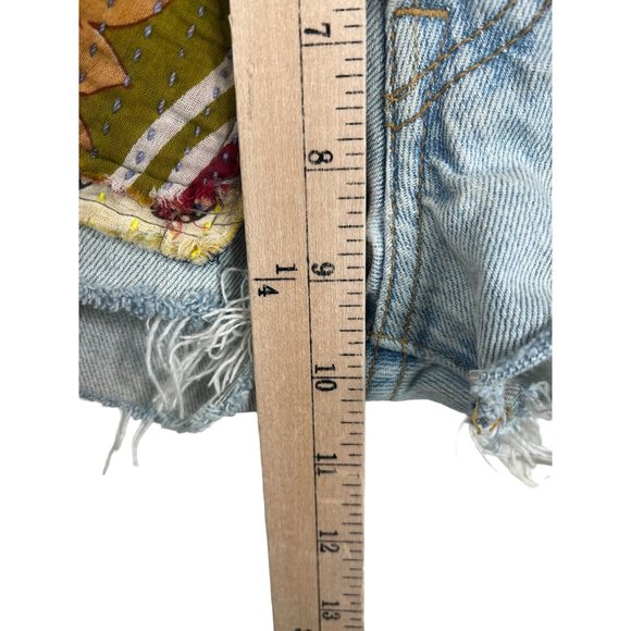 Levis 501 colorful patch work cut off button fly shorts sz 30 - Picture 6 of 10